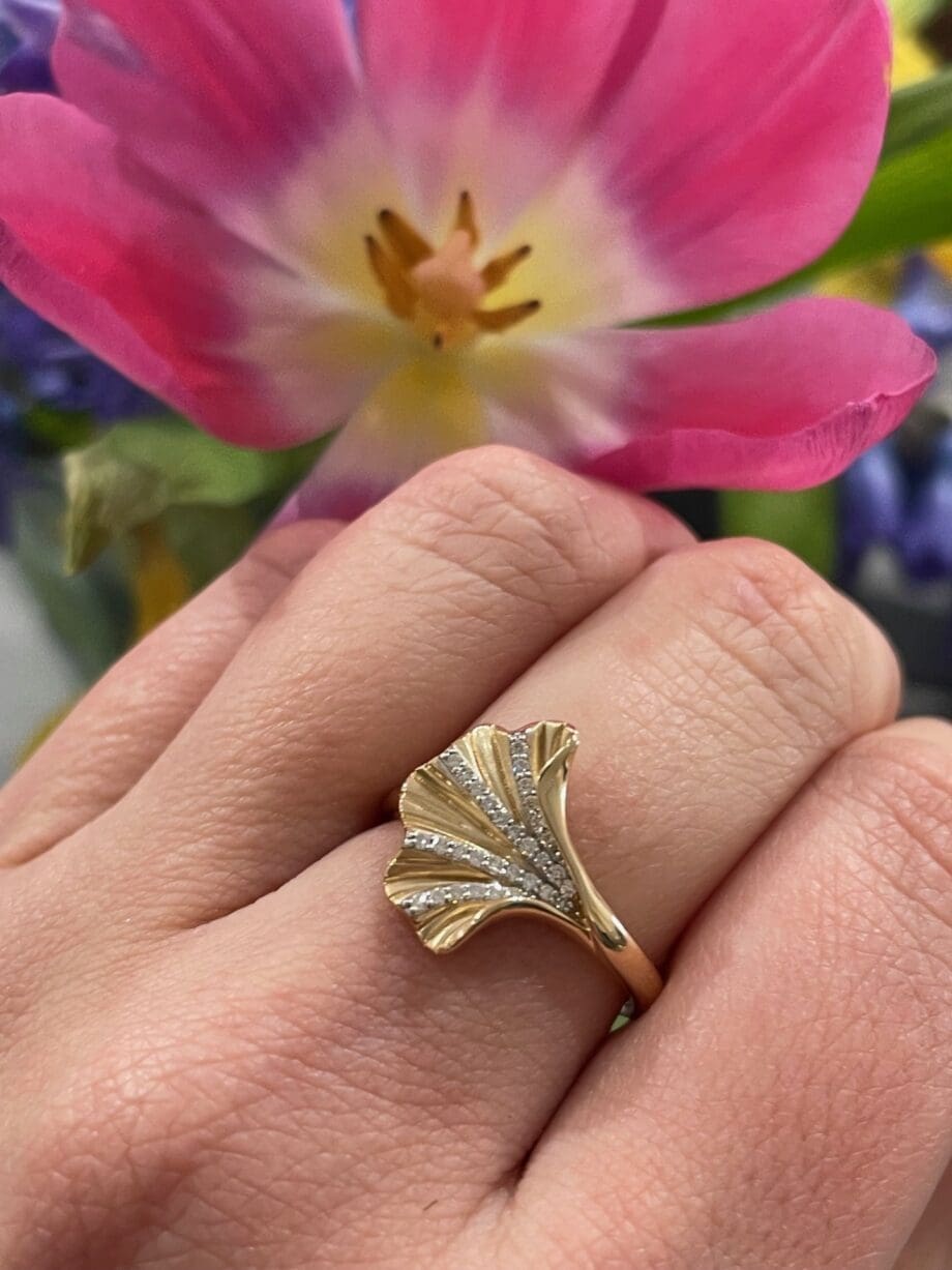 Ginkgo Diamond Ring