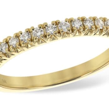 14K yellow gold ring with round 0.25cttw center diamond and 16 side diamonds in prong setting