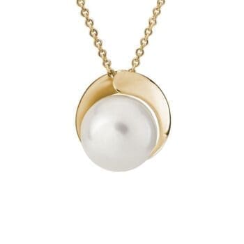 Fresh water pearl pendant with 14K yellow gold accent in moon shape