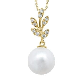 Fresh water pearl pendant with 10mm pearl on 14K yellow gold cable chain